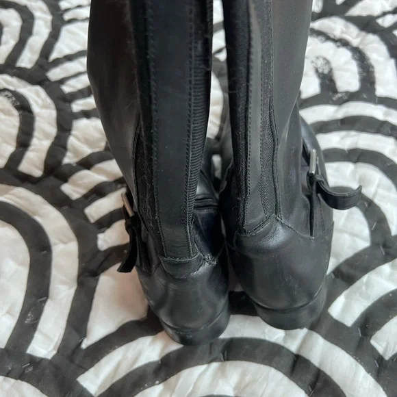 Clarks Black Leather Heeled Boots - Picture 5 of 7